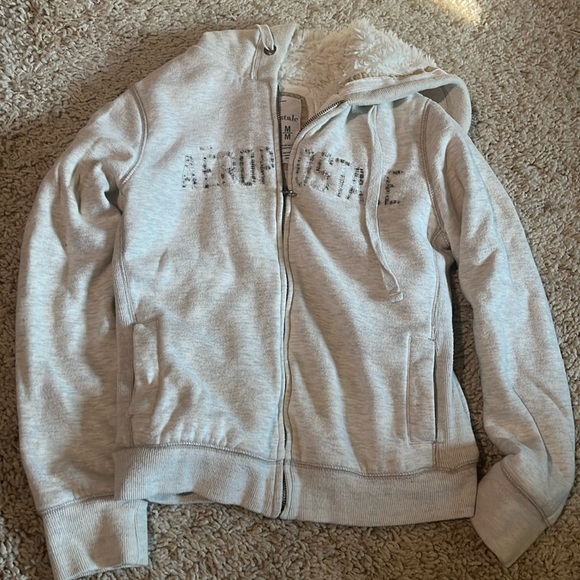 Aeropostale Furry Zip Up Hoody. - Picture 1 of 1